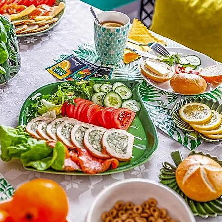 Bed & Breakfast Gosciniec Przywidzki 3*